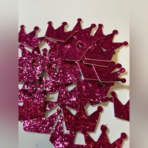 82 pieces Bright pink Glittery Crown Appliqués